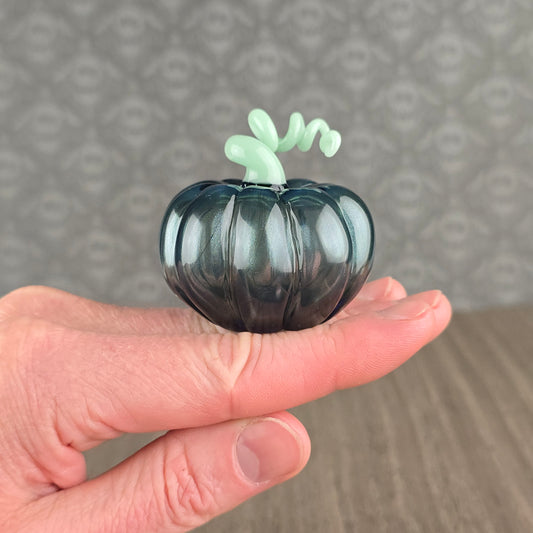 Hollow XL Pumpkin Trinket