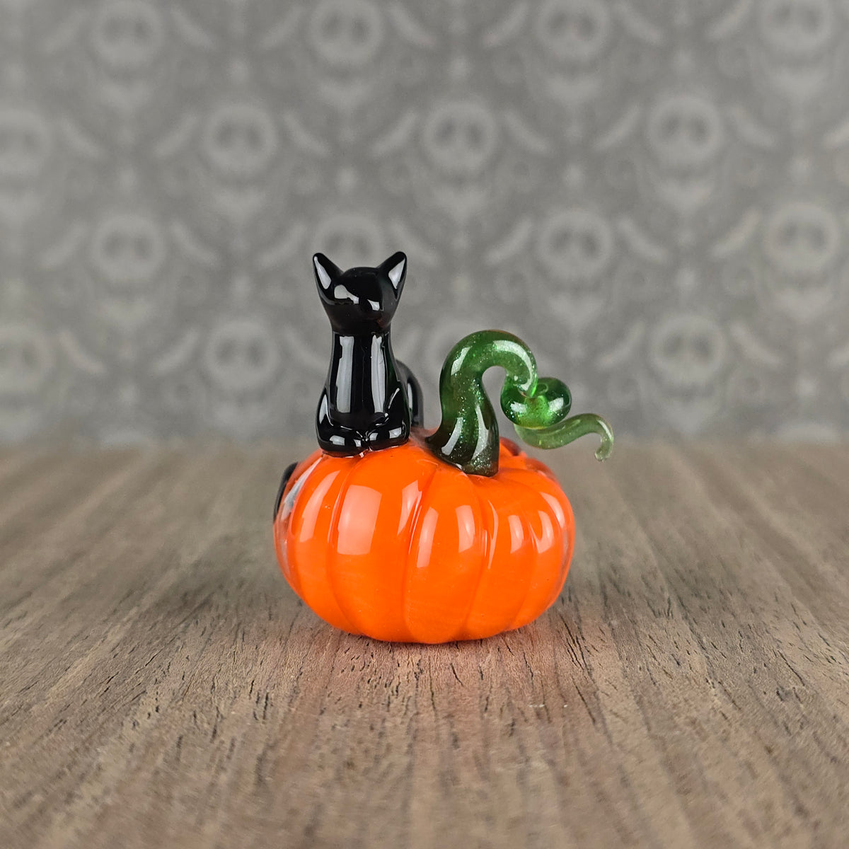 UV Pumpkin & Onyx Black Kitty Loaf