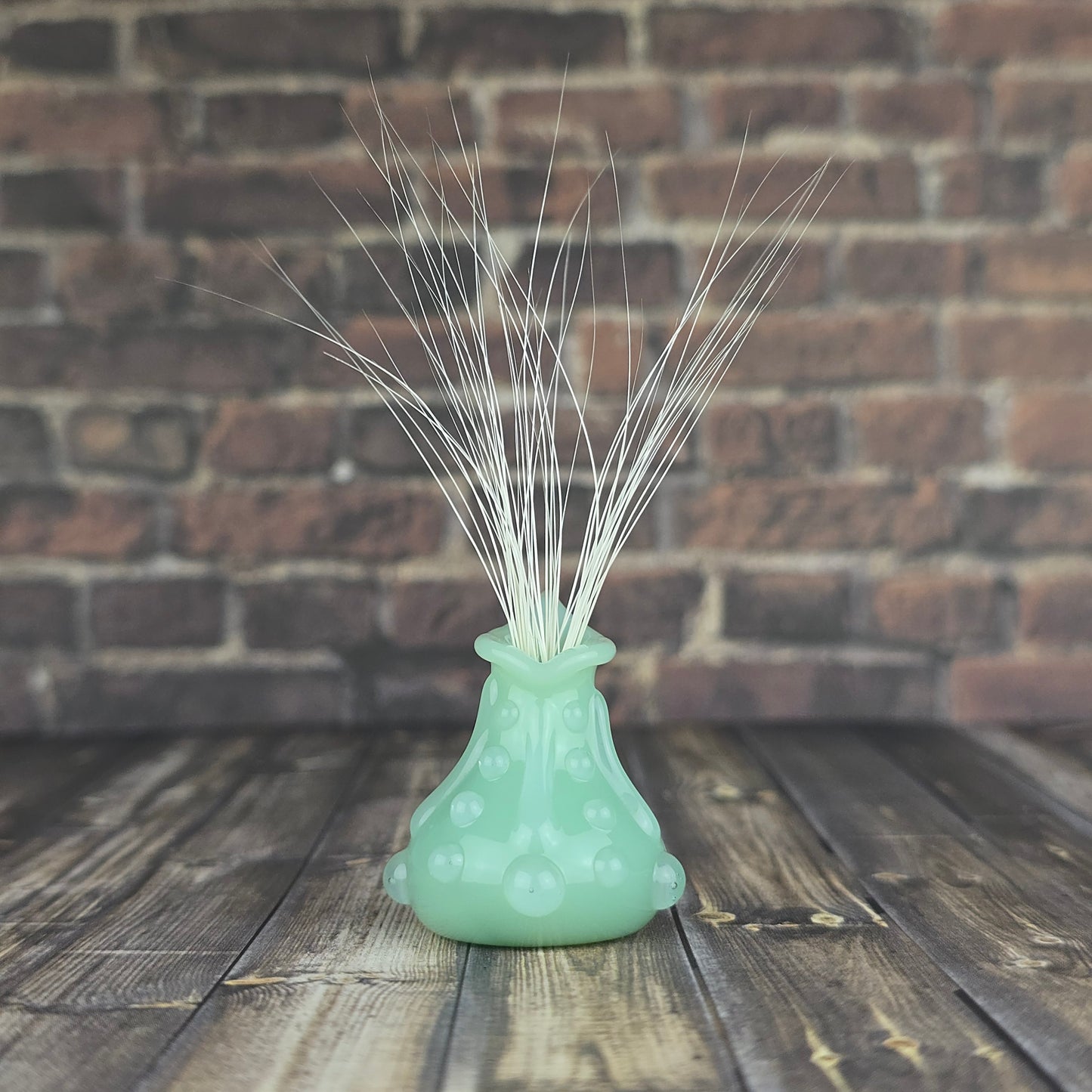 Decorative UV Jade Whisker Vase