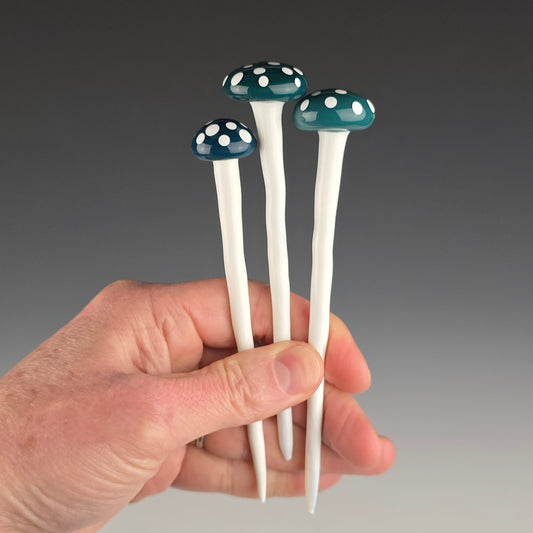 Plant Flare Mushroom: Dark Blues