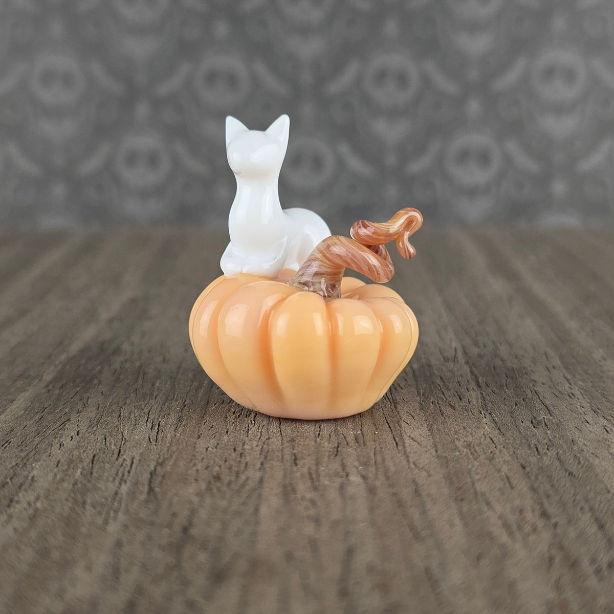 Chanterelle Pumpkin with Lotus Kitty Loaf
