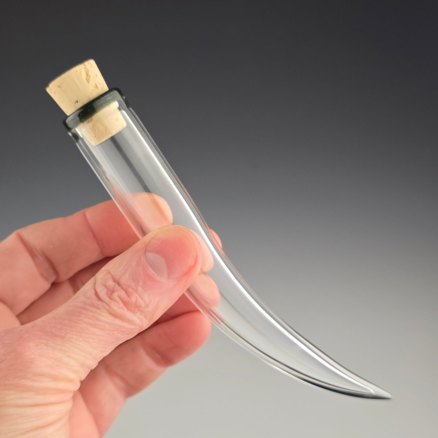 Sparkly Dark Green Whisker Keeper 4.25"