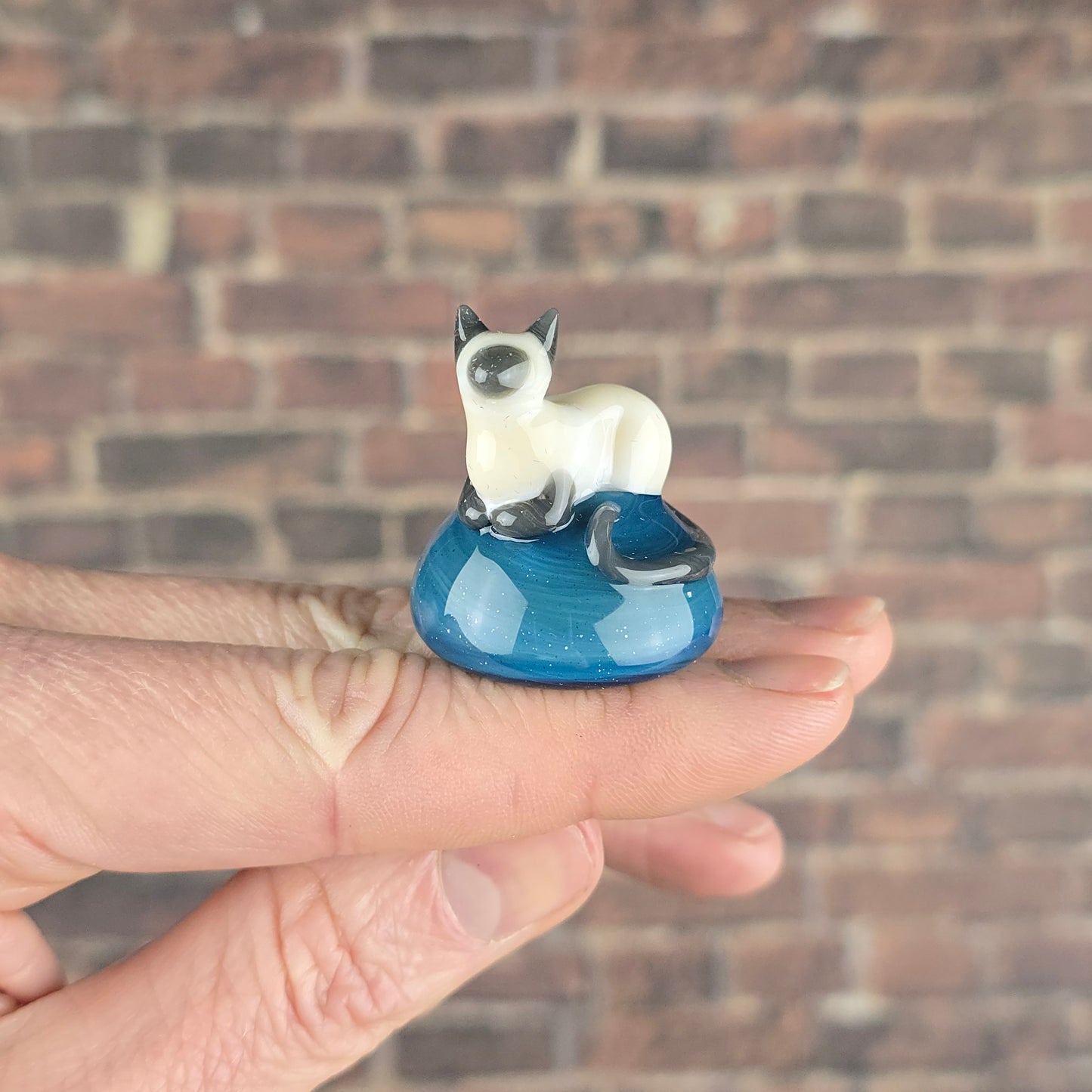 Blue Point Siamese Statuette