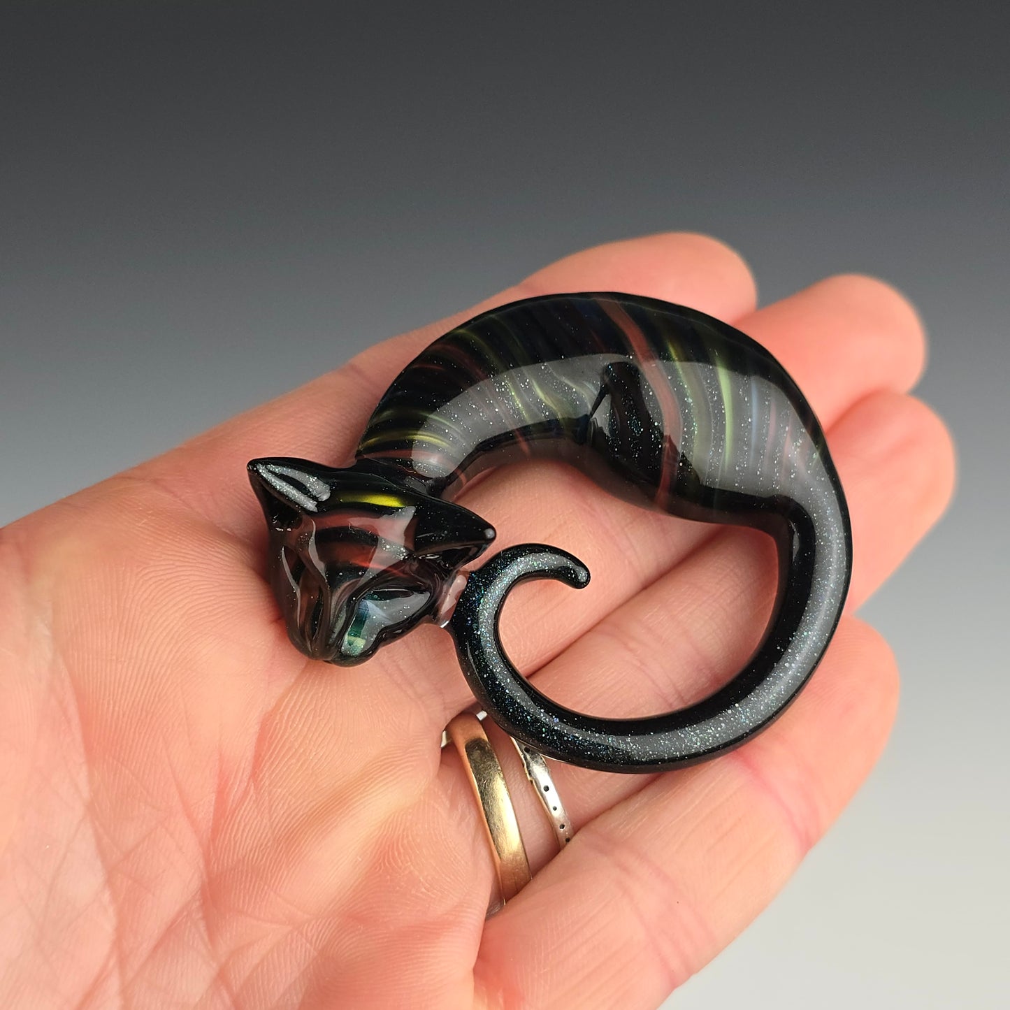 Metallic Retro Swirl: large
