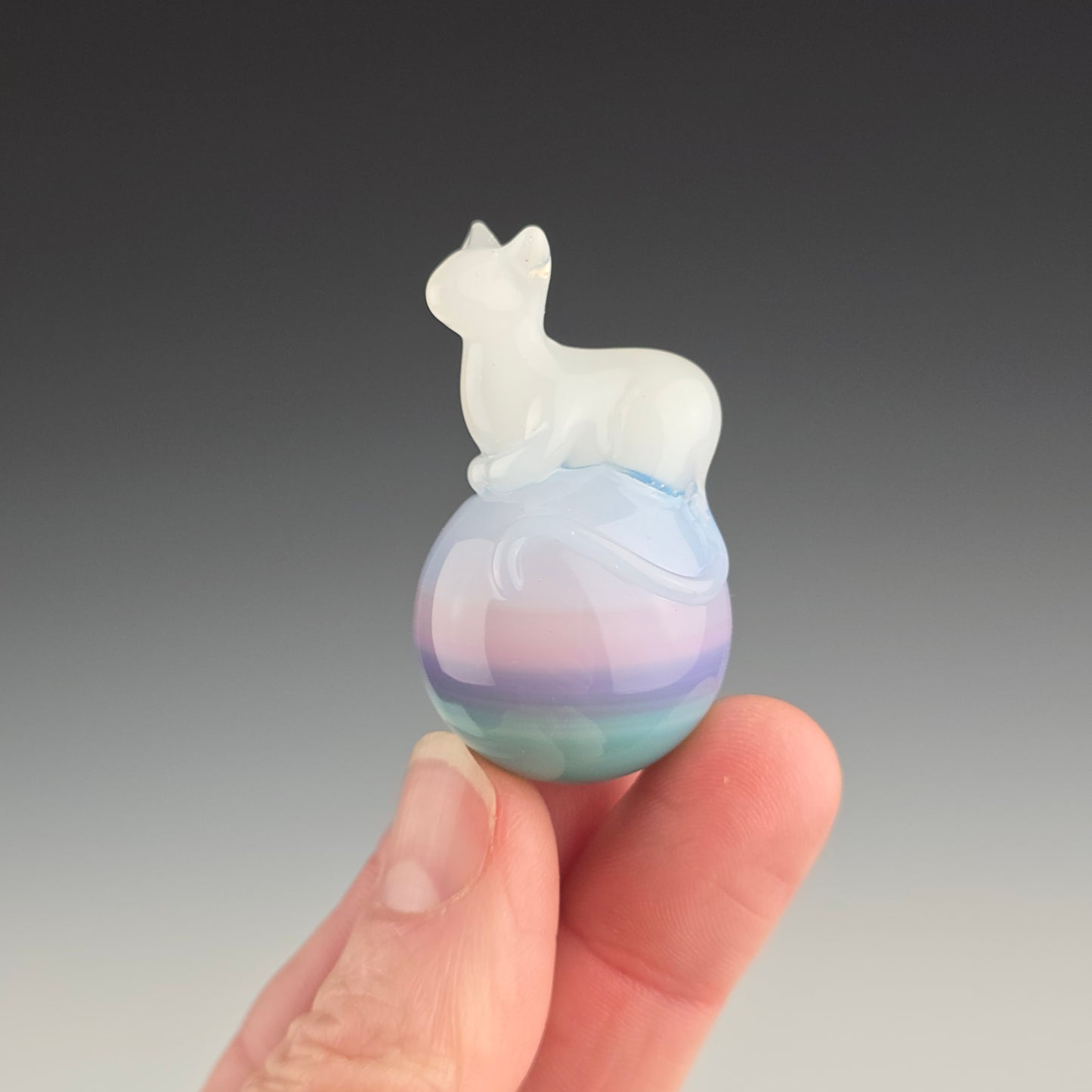 UV Glowstick Loaf on Pastel Mash Up Meowble 25.7mm