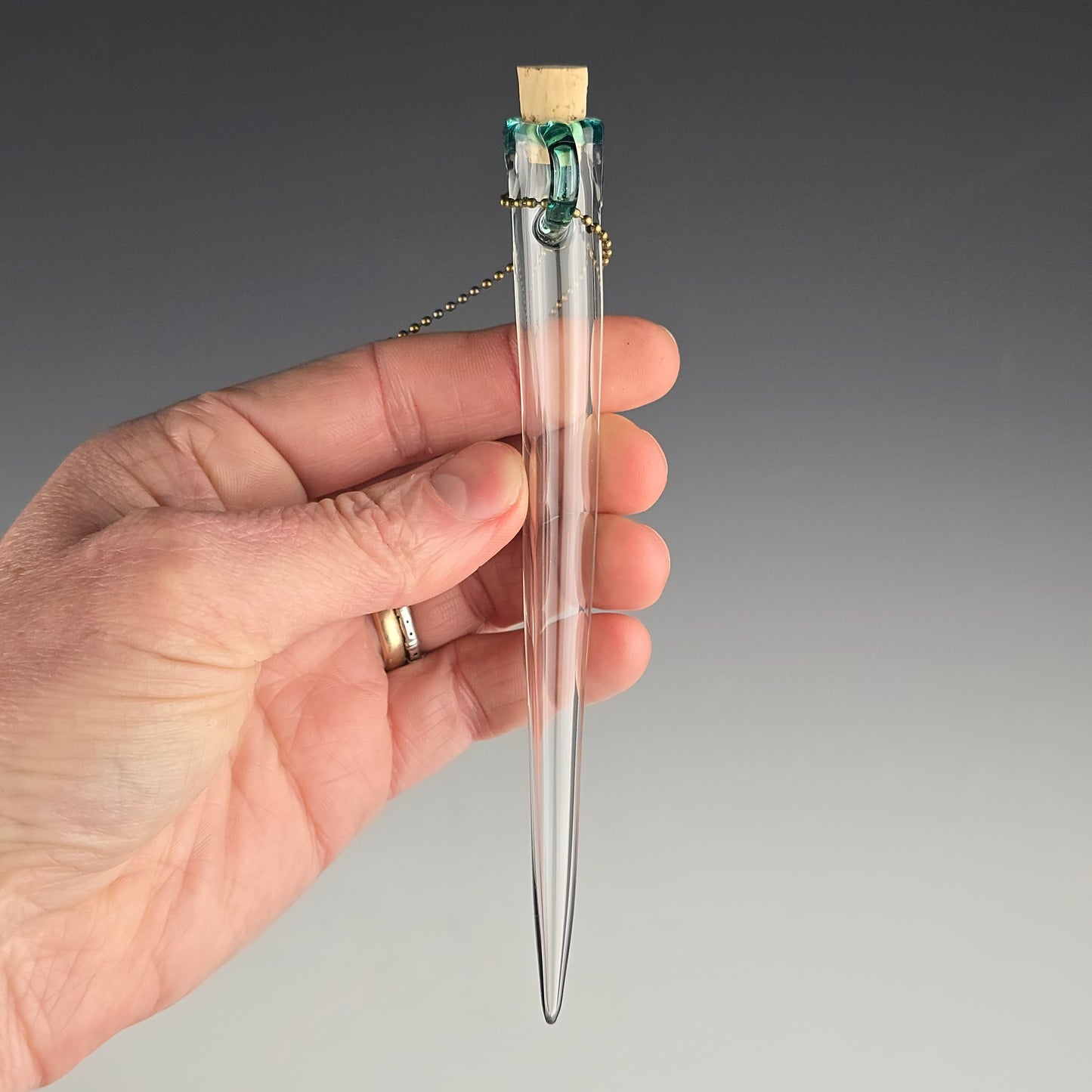 Hanging Whisker Keeper: Meta Terrania 4.75"