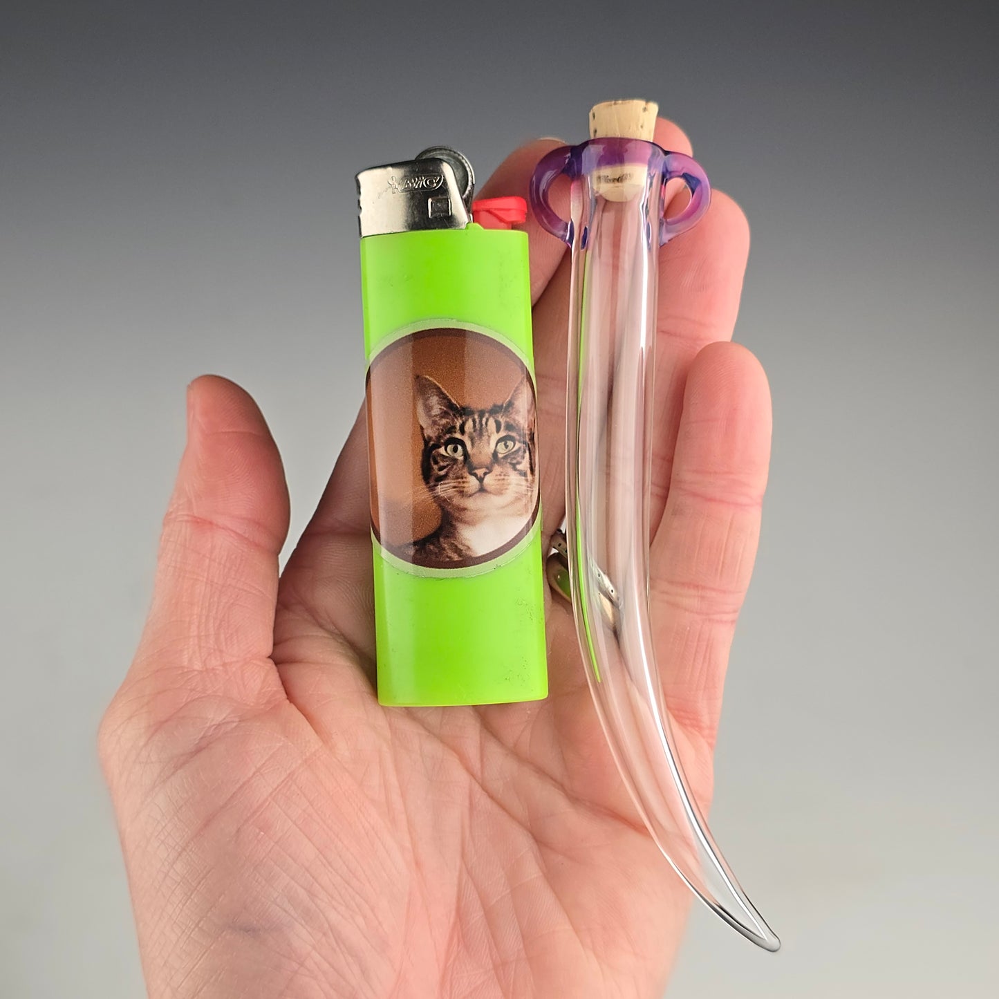 Hanging Whisker Keeper: Royal Jelly 4.25"