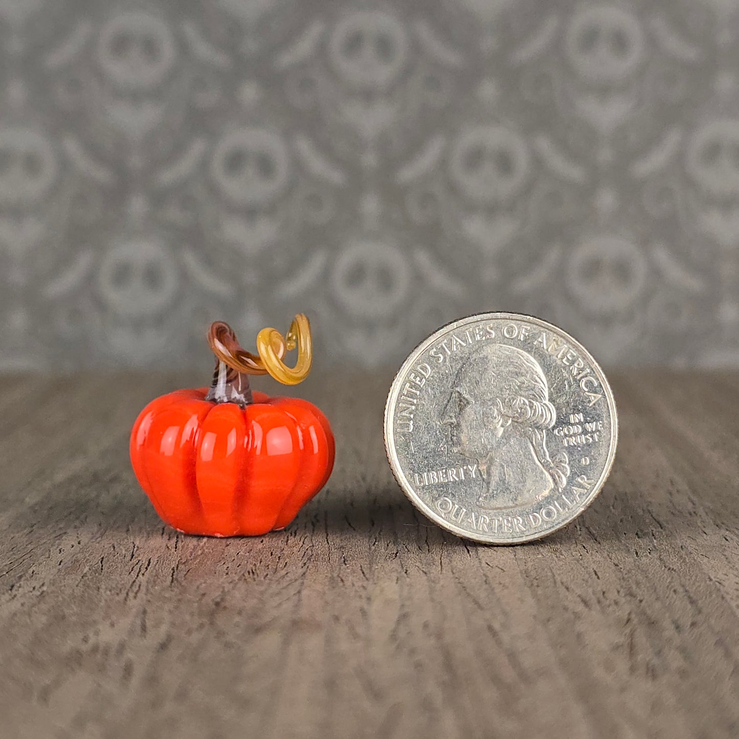Pumpkin: Lava with Tan Stem